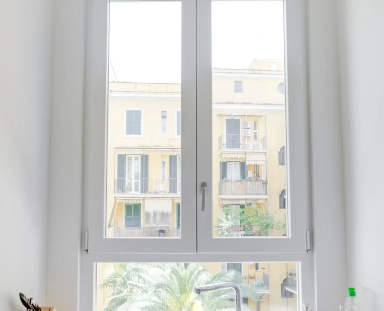 Charming Vatican Apartment With Balcony 6B Rome 0*,  Italy
